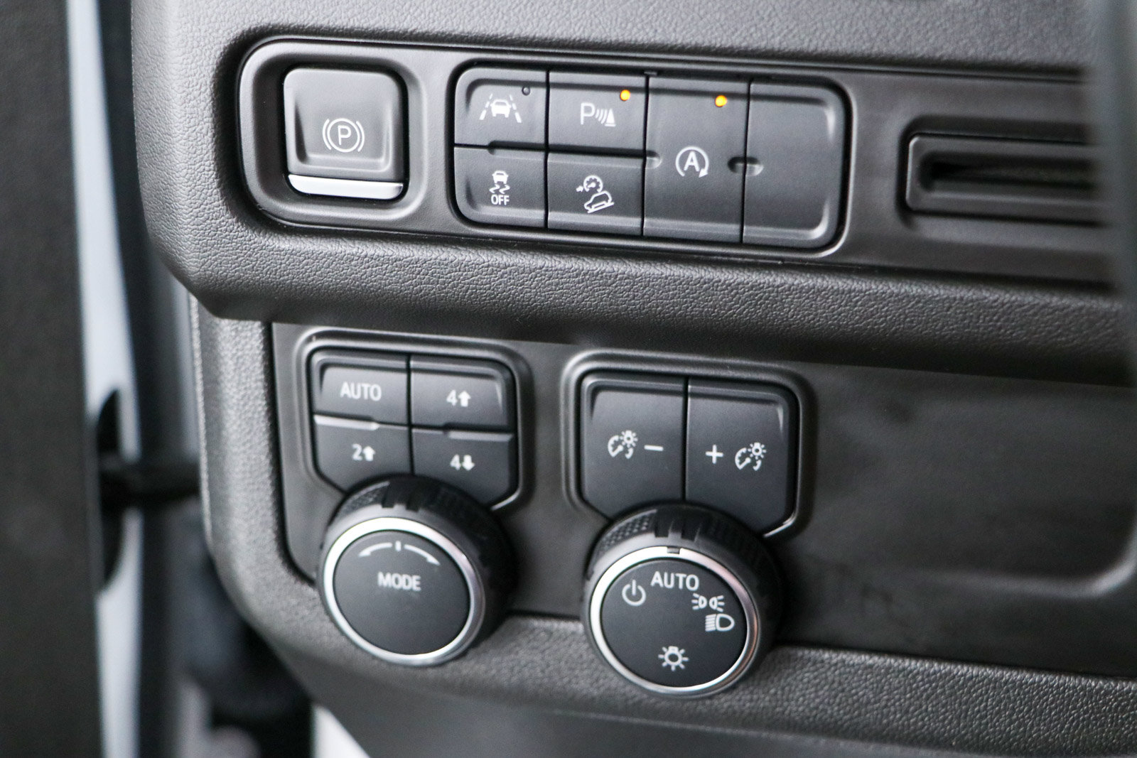 Used 2023 Chevrolet Tahoe Z71 AWD/4WD image 23