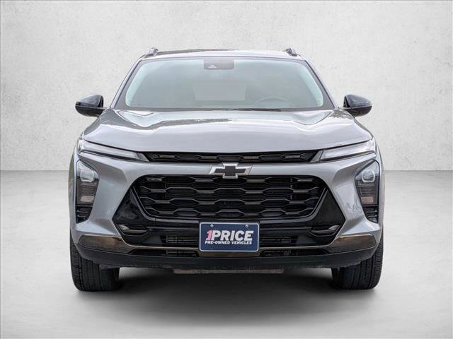 Used 2025 Chevrolet Trax ACTIV w/ Driver Confidence Package FWD image 2
