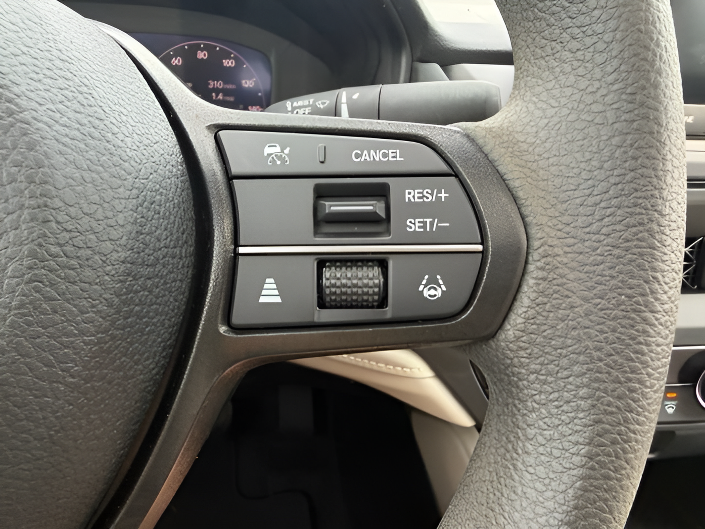 Certified 2023 Honda Accord EX image 14
