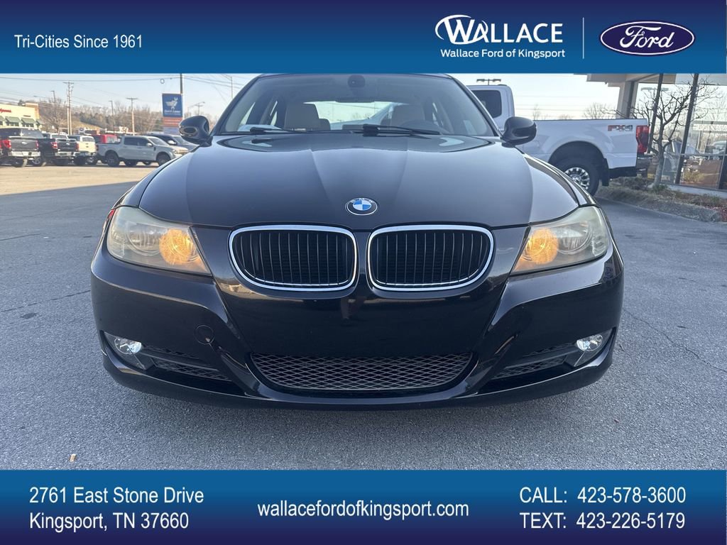 Used 2010 BMW 328i Sedan RWD image 2