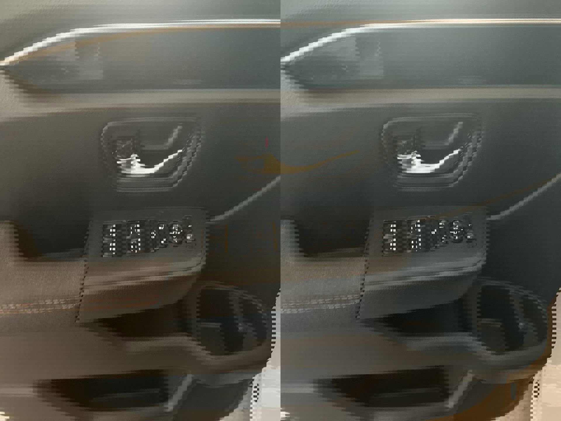 Certified 2023 Honda Pilot Sport image 15