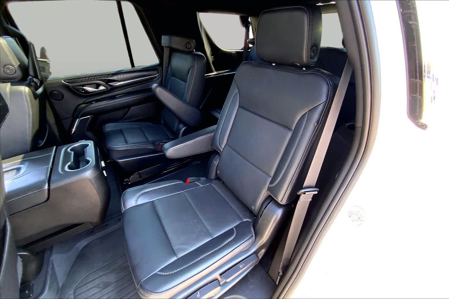 Used 2023 GMC Yukon Denali w/ Denali Reserve Package AWD/4WD image 19