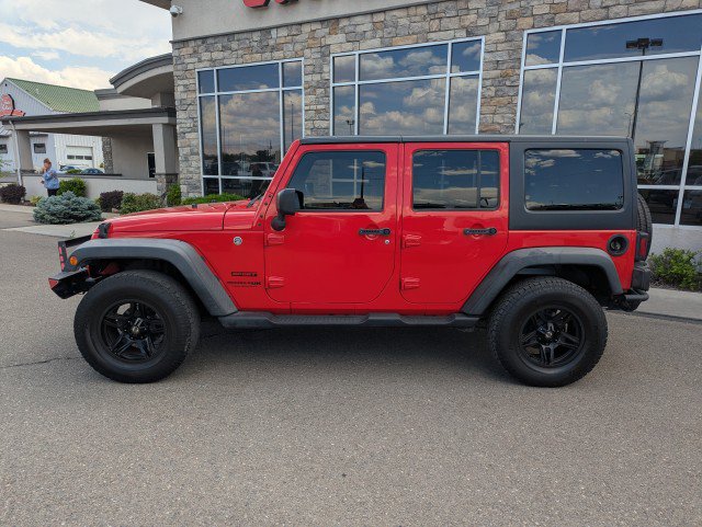 Used 2018 Jeep Wrangler Unlimited Sport S AWD/4WD image 2