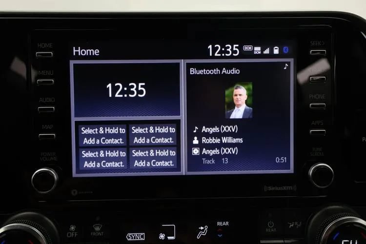 Used 2022 Toyota Highlander L AWD/4WD image 28