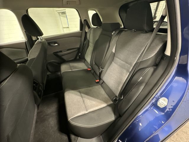 Used 2023 Nissan Rogue SV image 20