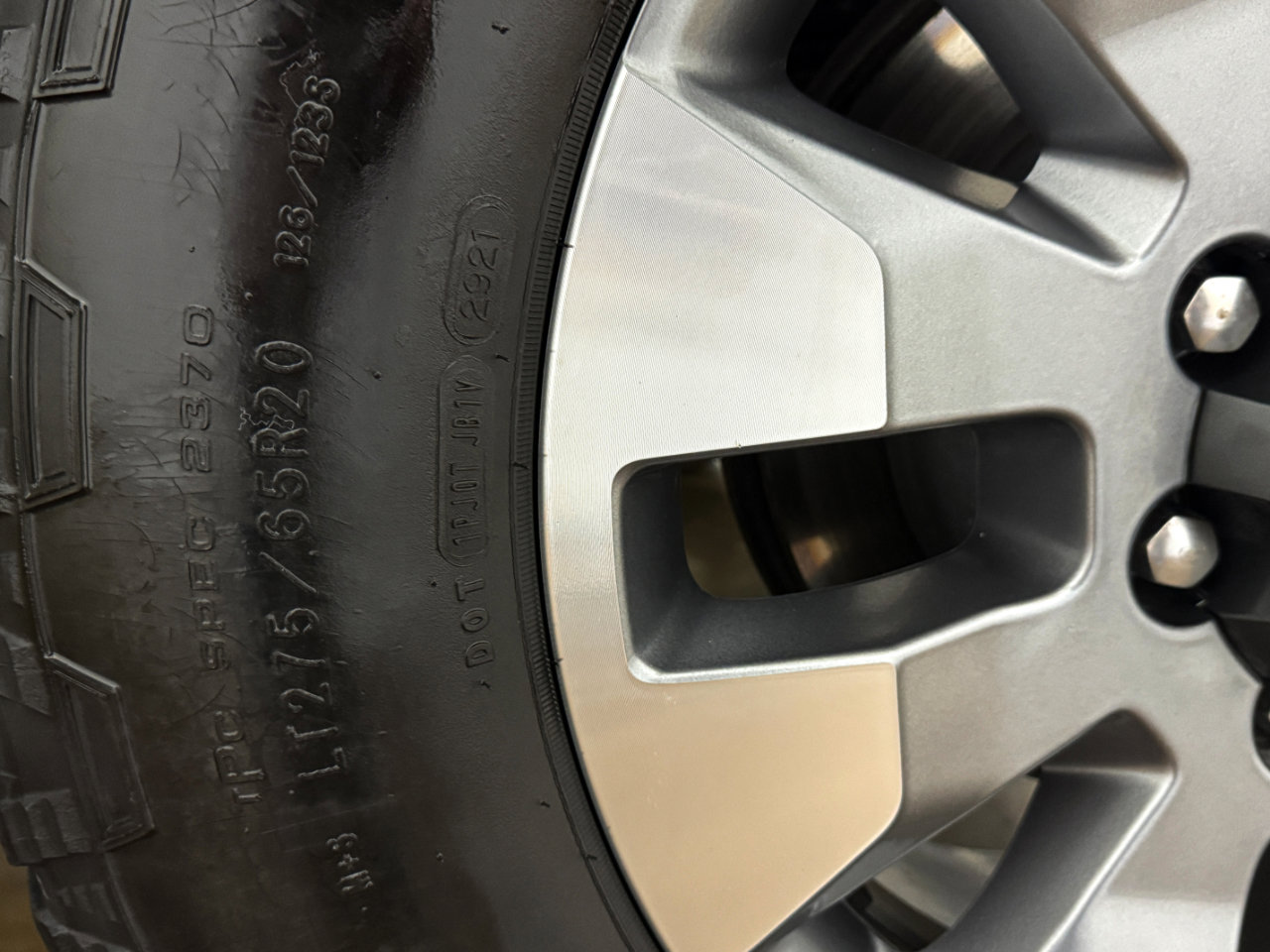 Used 2022 Chevrolet Silverado 2500 Custom w/ Custom Value Package image 52