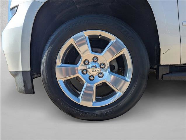 Used 2019 Chevrolet Suburban LT image 20