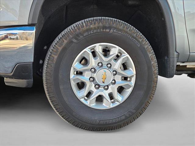 Used 2025 Chevrolet Silverado 2500 LT w/ Texas Edition image 24