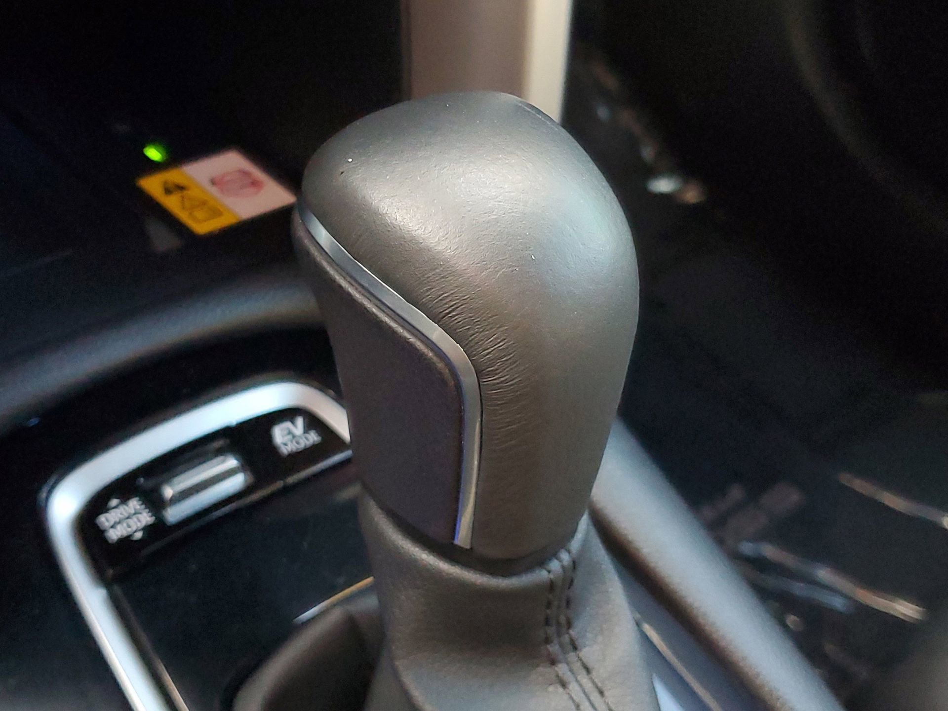 Used 2023 Toyota Corolla Cross XSE w/ Convenience Package image 34