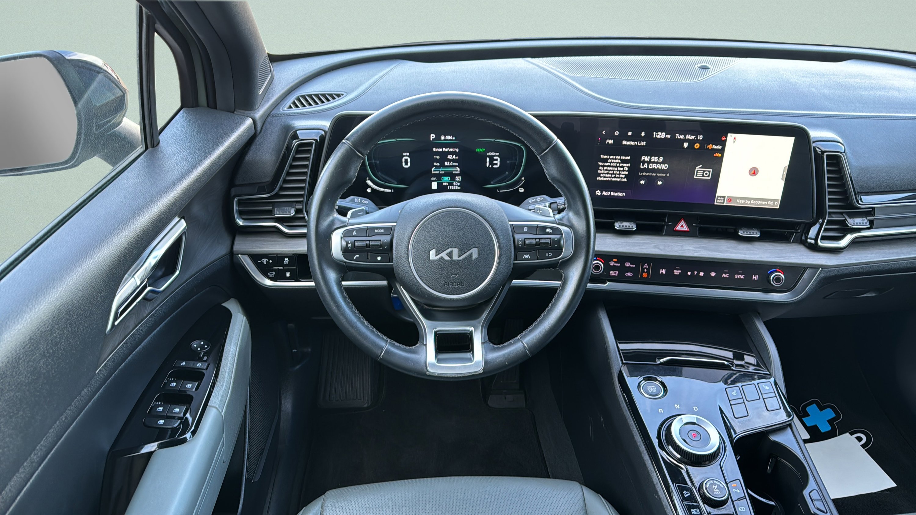 Used 2023 Kia Sportage X-Line image 10