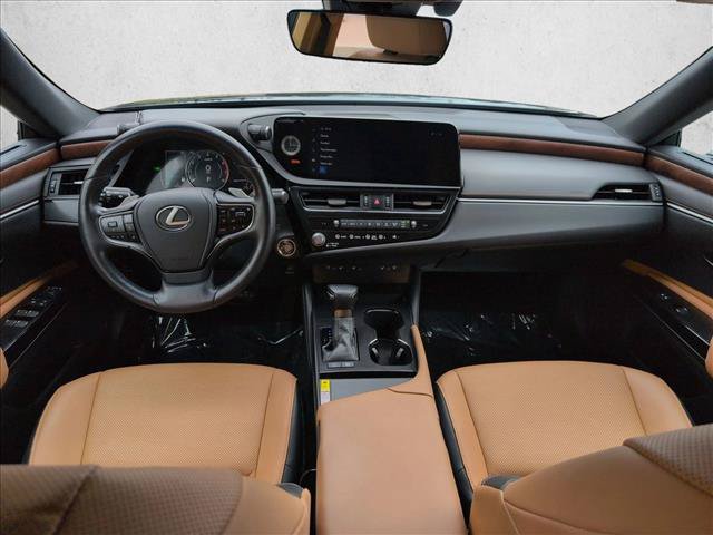Used 2025 Lexus ES 300h w/ Premium Package FWD image 19