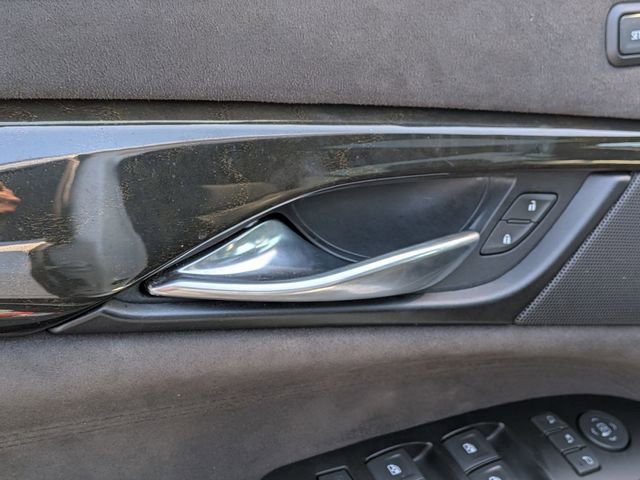 Used 2020 Cadillac Escalade Platinum AWD/4WD image 13