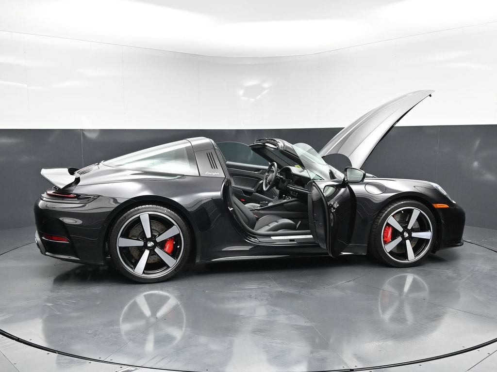 Certified 2026 Porsche 911 Targa 4S AWD/4WD image 31