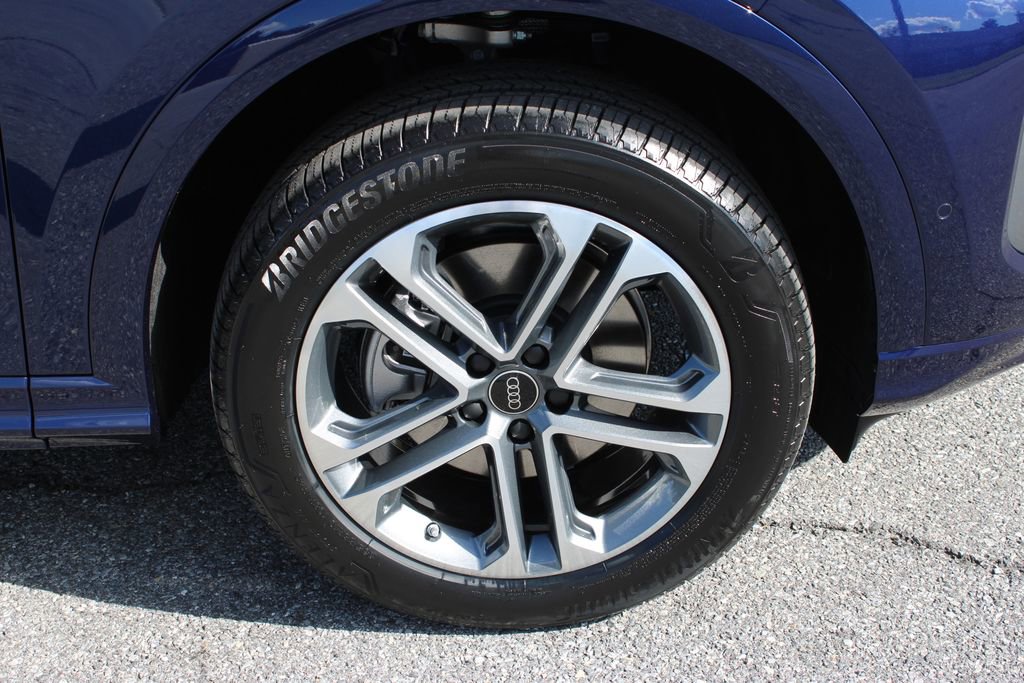 New 2025 Audi Q5 Premium Plus image 33