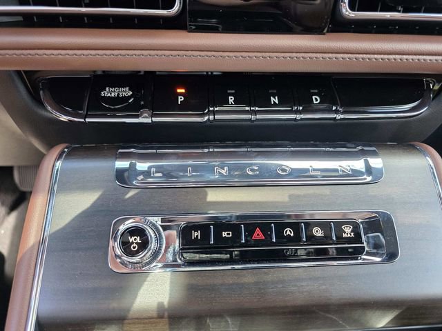 New 2025 Lincoln Aviator Reserve image 10