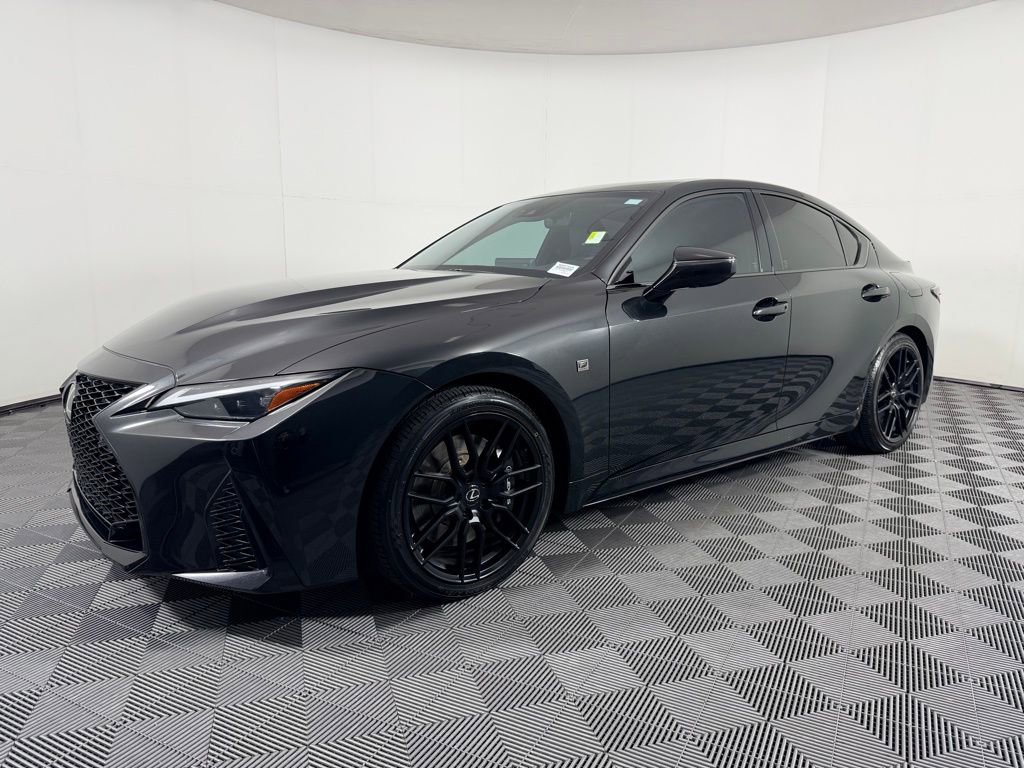 Used 2024 Lexus IS 500 image 3