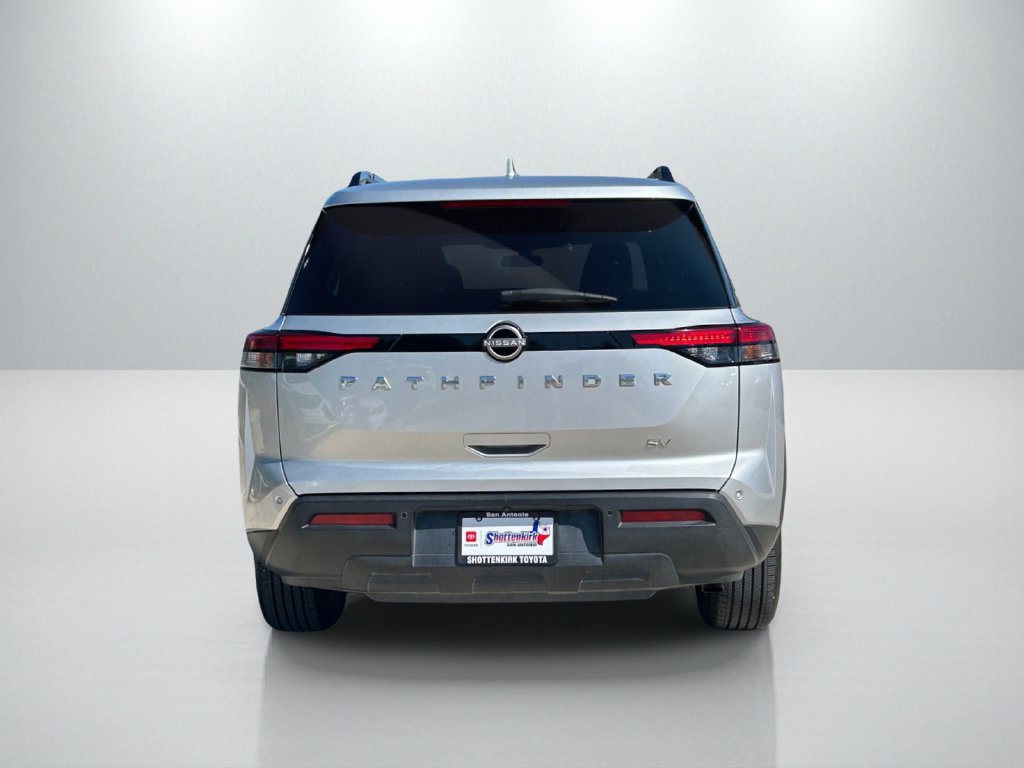 Used 2023 Nissan Pathfinder SV FWD image 6