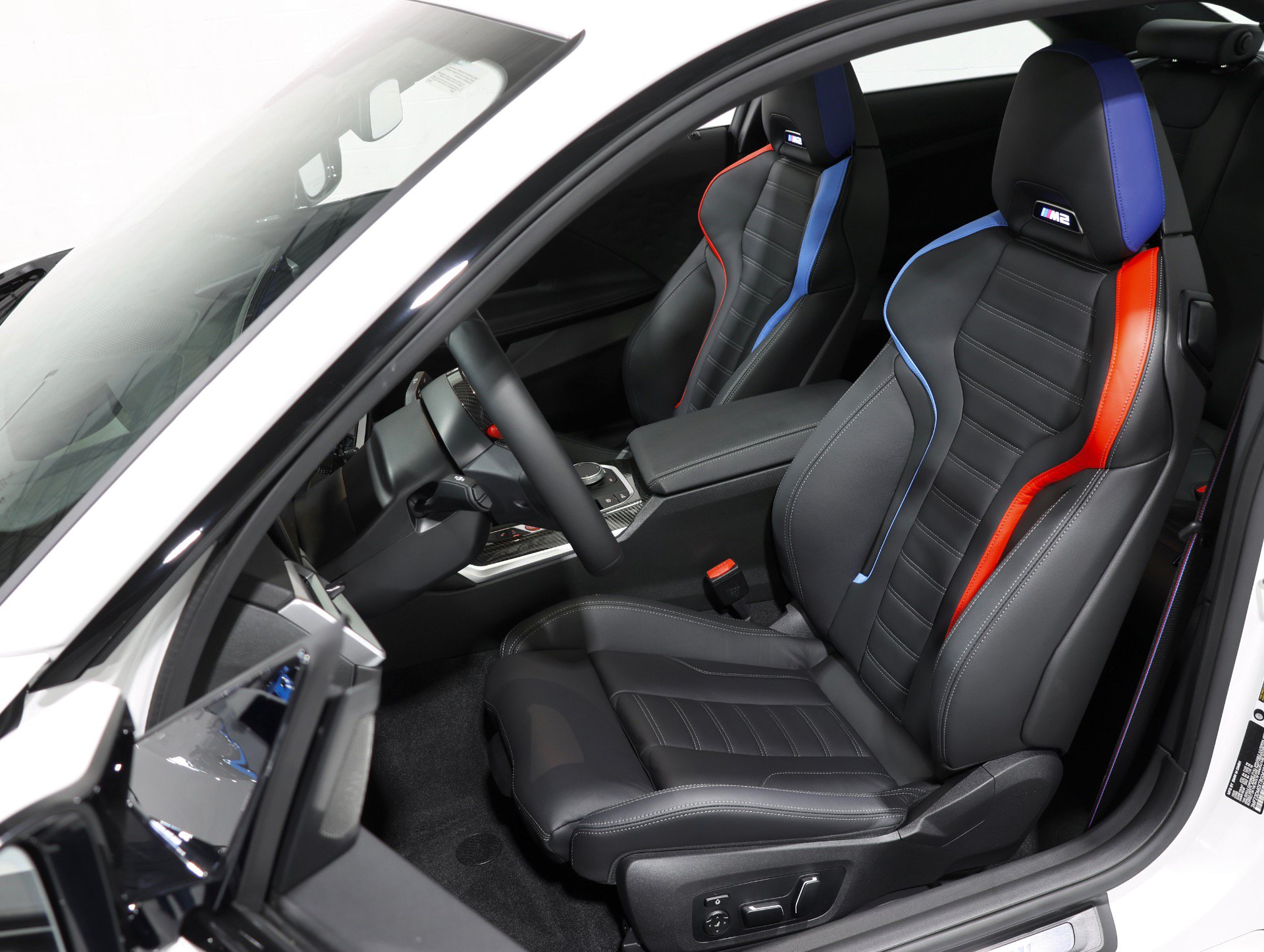 Used 2026 BMW M2 w/ Lighting Package RWD image 12