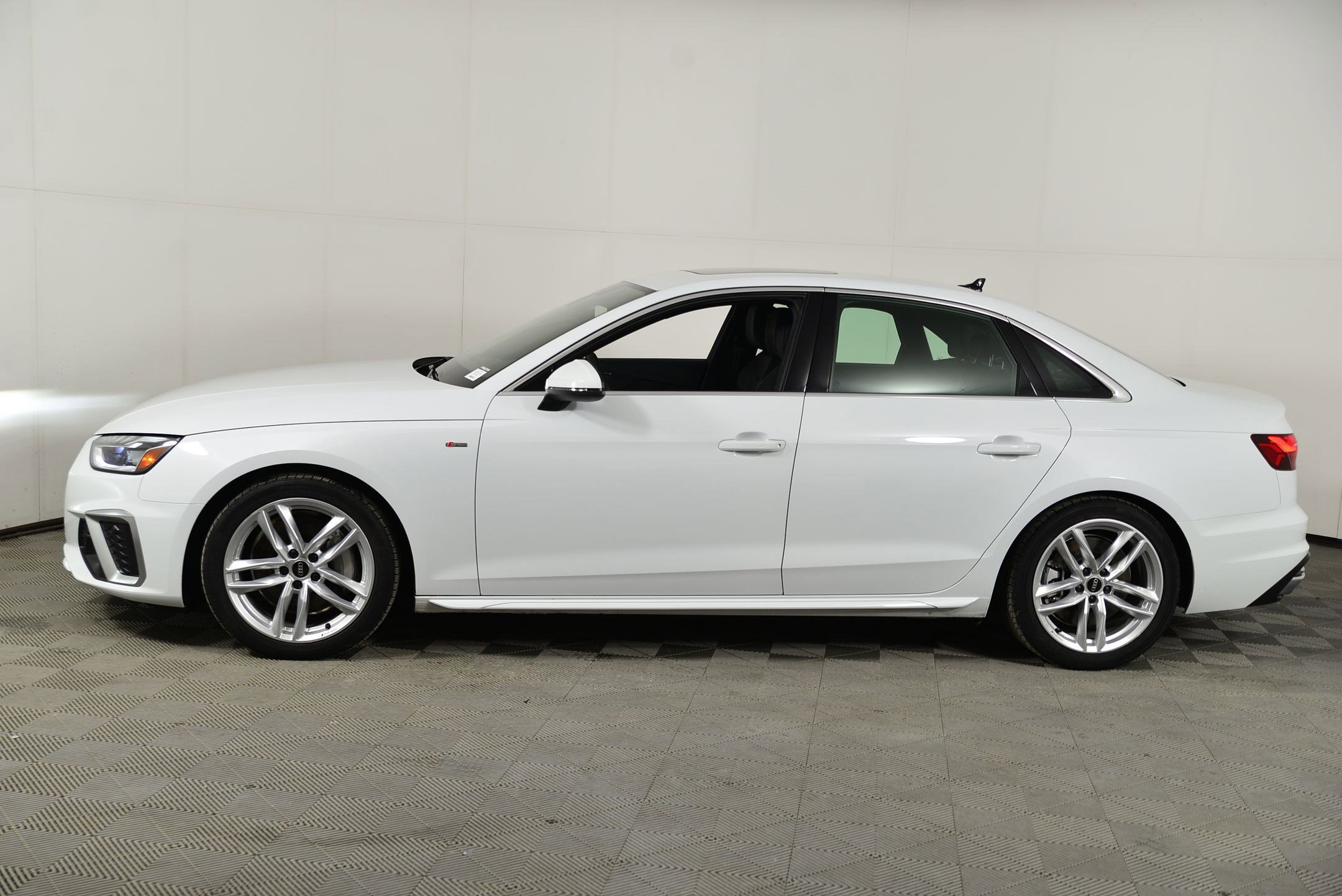 Certified 2023 Audi A4 2.0T Premium w/ Convenience Package image 2
