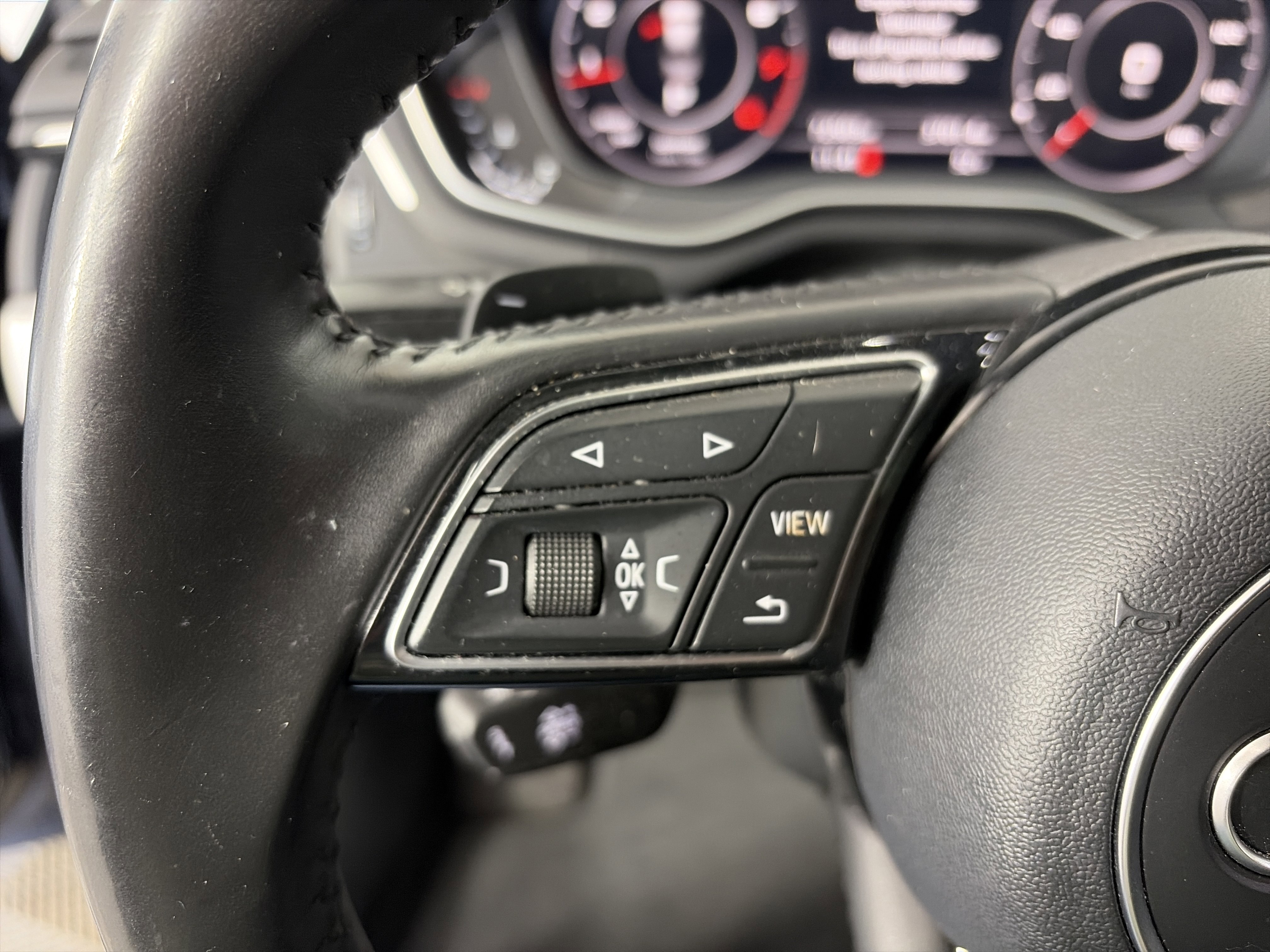 Used 2017 Audi A4 2.0T Premium Plus w/ Premium Plus Package image 32