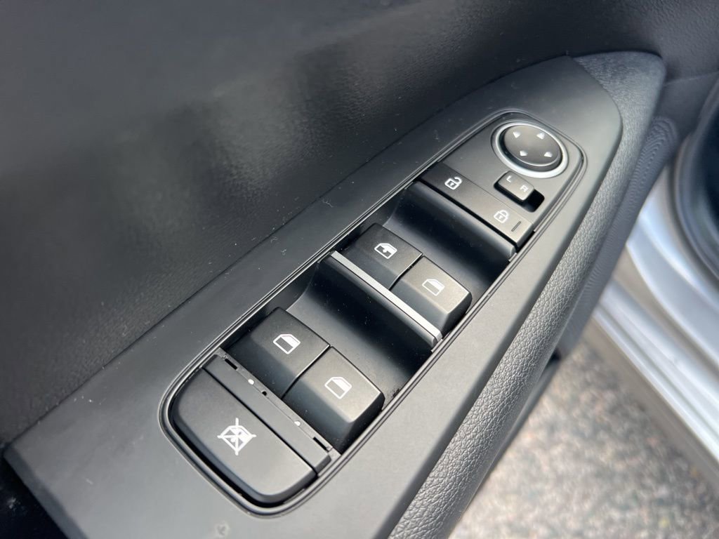 Certified 2024 Kia Forte LXS FWD image 12