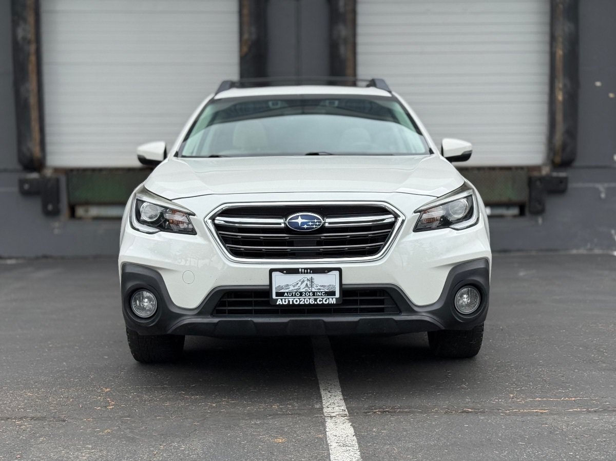 Used 2018 Subaru Outback 2.5i Limited AWD/4WD image 9