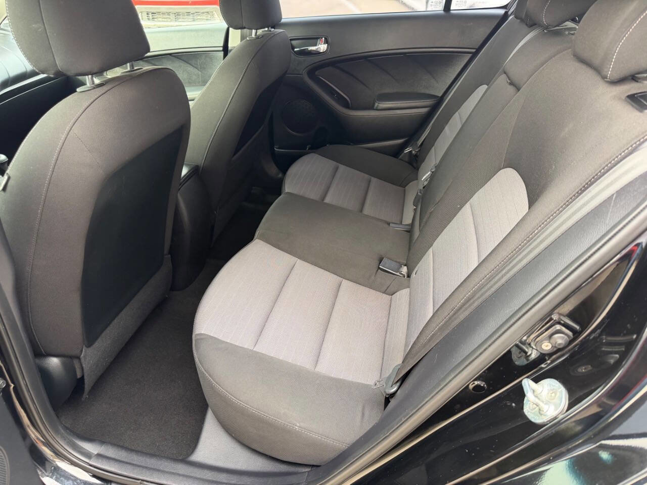 Used 2014 Kia Forte EX image 18