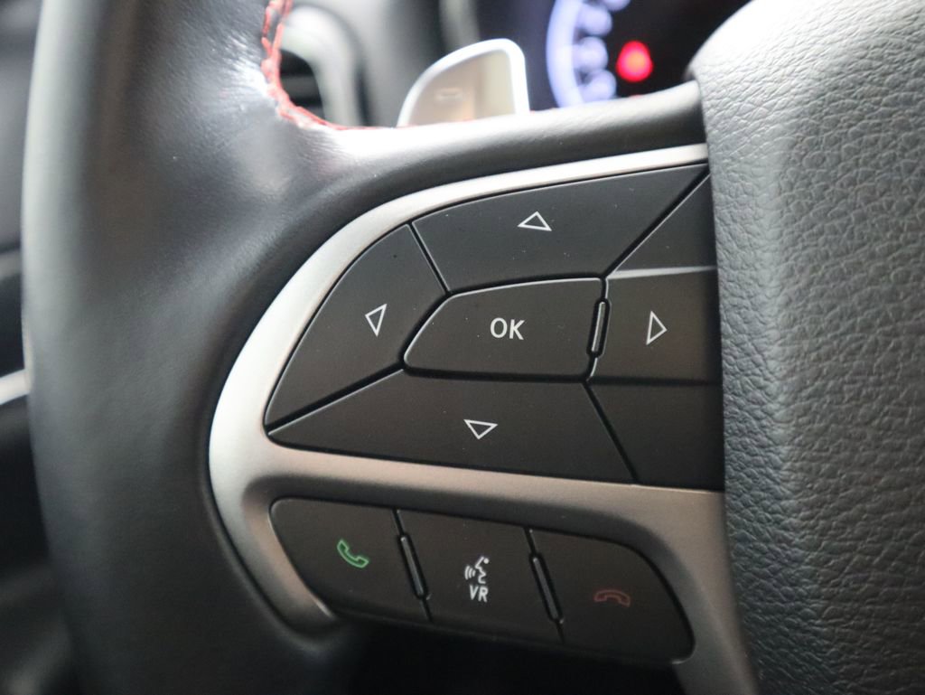 Used 2021 Jeep Grand Cherokee Trailhawk image 11