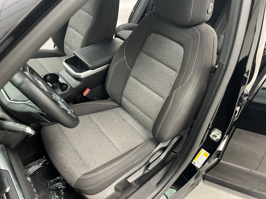 Used 2025 GMC Terrain Elevation image 9