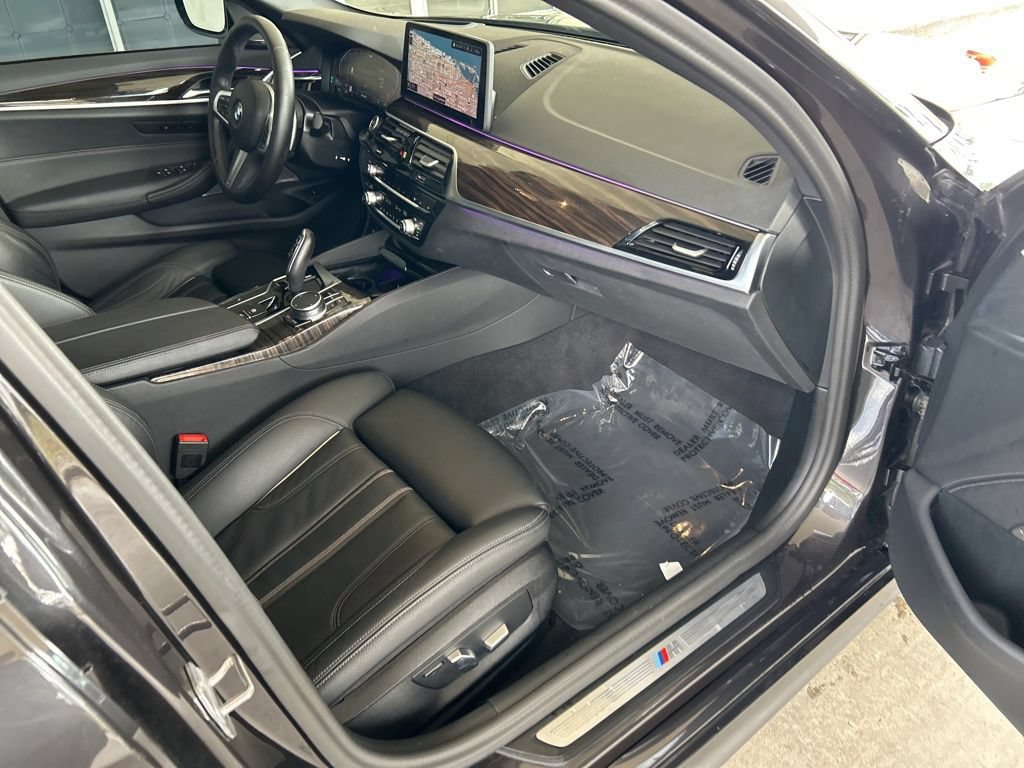Used 2023 BMW 540i w/ M Sport Package RWD image 26