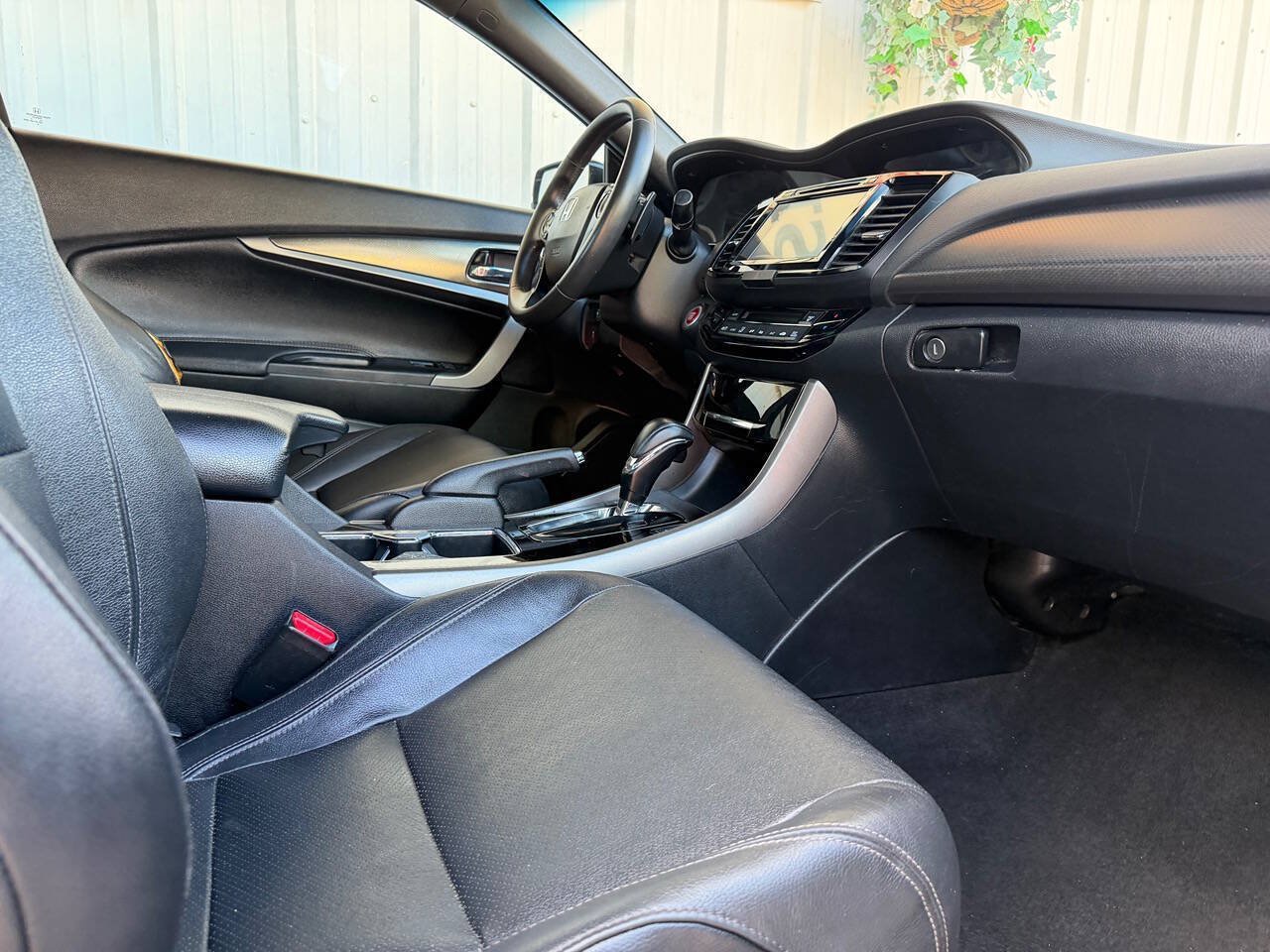 Used 2016 Honda Accord EX-L image 15