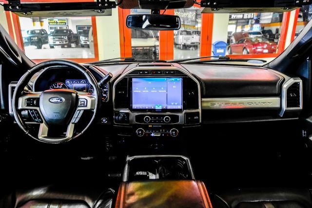 Used 2022 Ford F350 Platinum w/ FX4 Off-Road Package AWD/4WD image 14