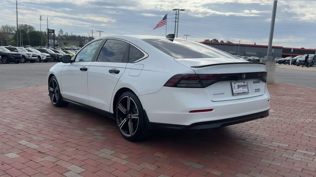 Used 2024 Honda Accord Sport image 9