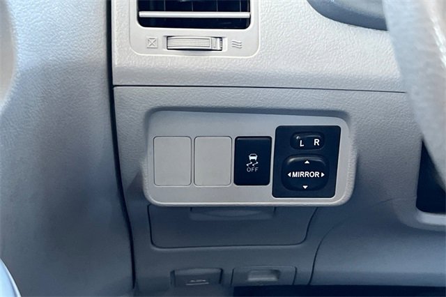 Used 2010 Toyota Corolla S image 31