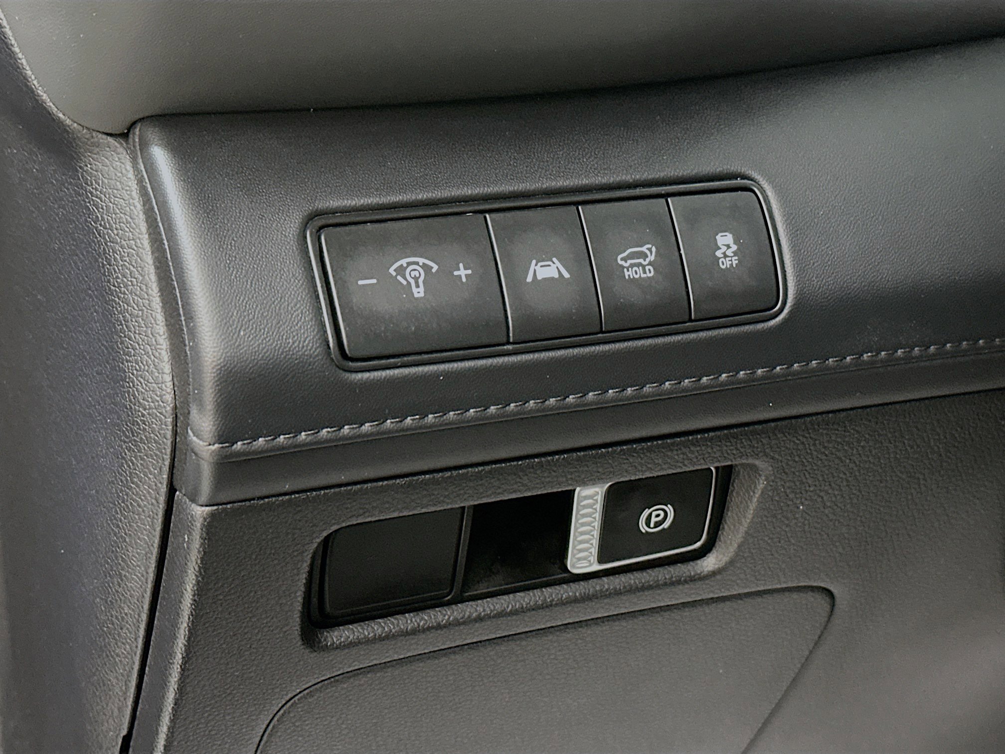 Used 2022 Hyundai Santa Fe SEL w/ Convenience + Premium Package image 10