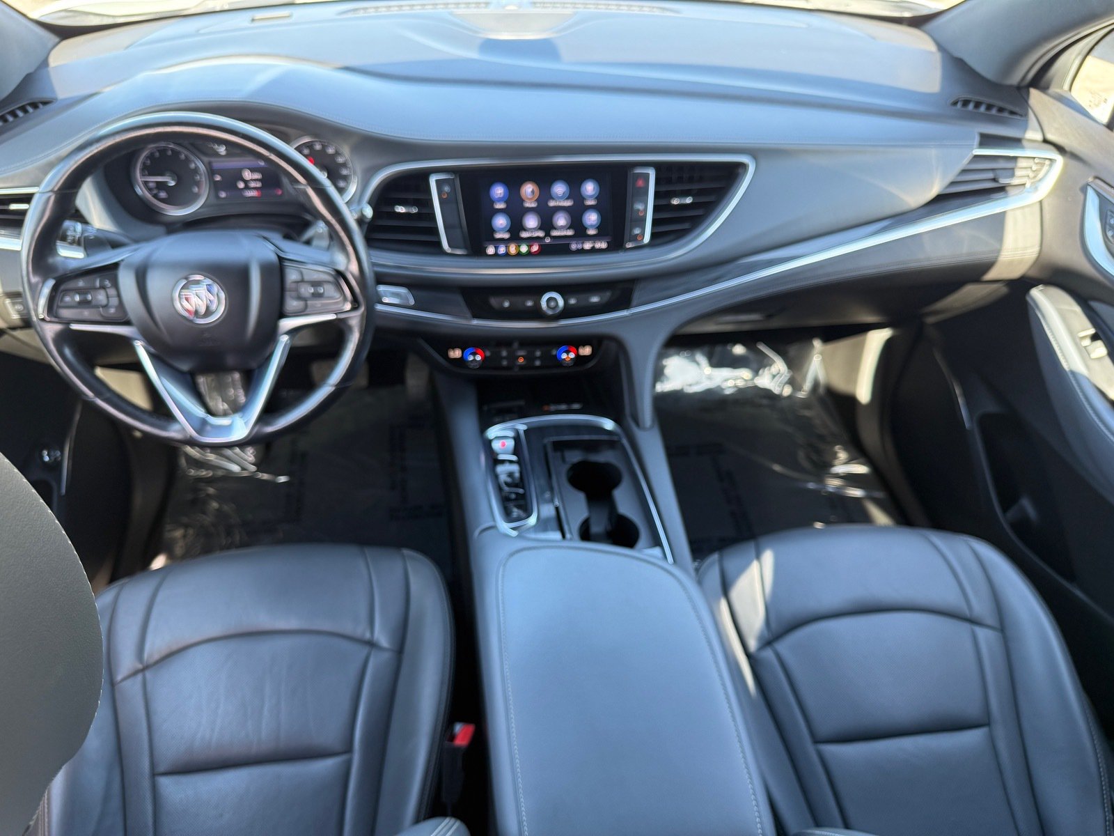 Used 2023 Buick Enclave Essence FWD image 25