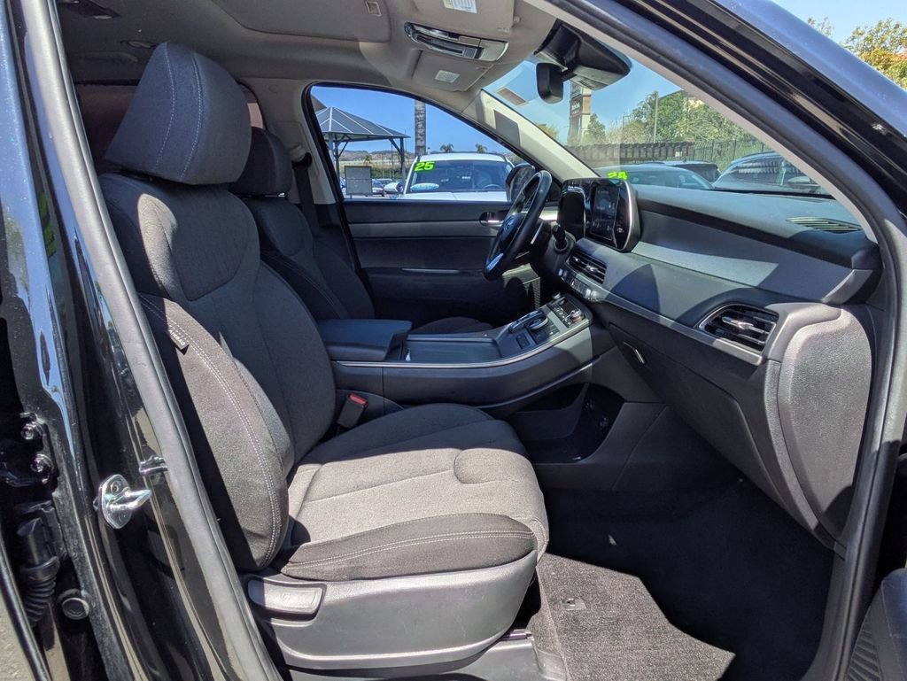 Used 2022 Hyundai Palisade SEL w/ Winter Package FWD image 29