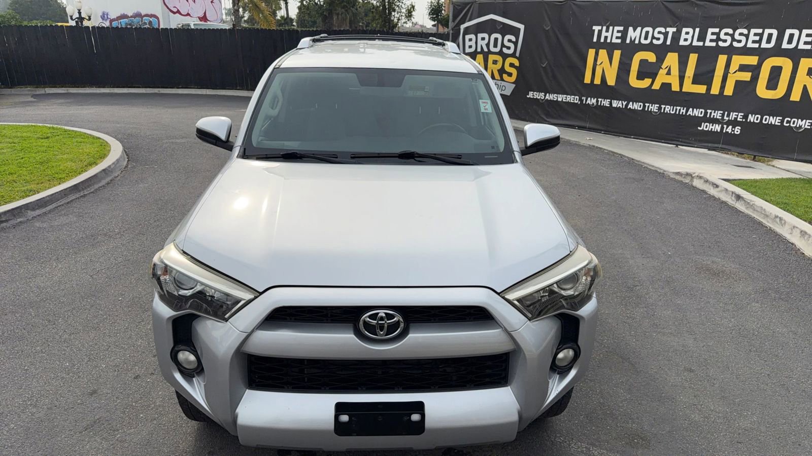Used 2016 Toyota 4Runner SR5 image 12