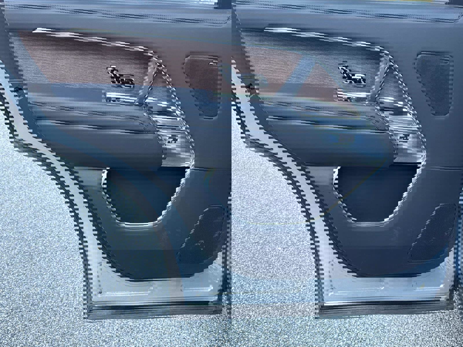 Certified 2024 Land Rover Range Rover Long Wheelbase SE image 12