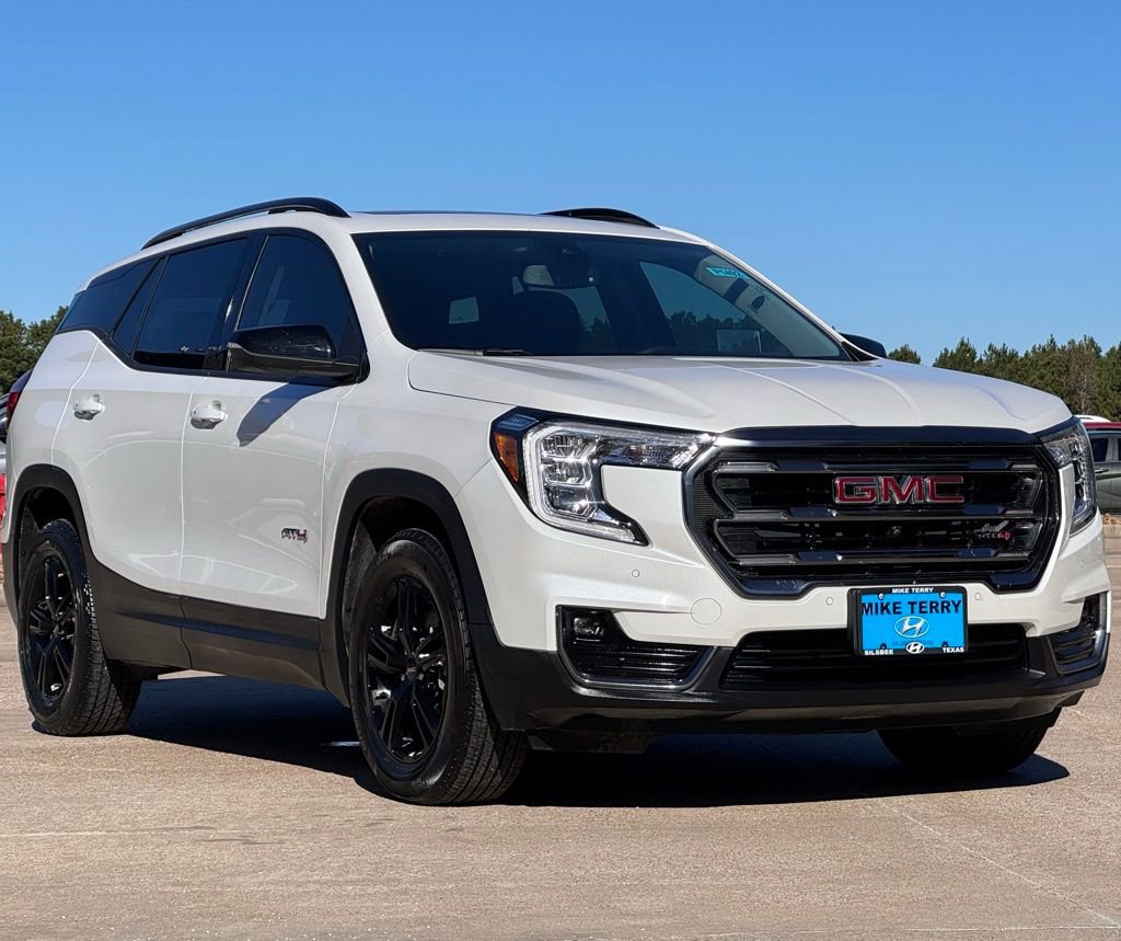 Used 2022 GMC Terrain AT4 w/ Infotainment Package II image 11