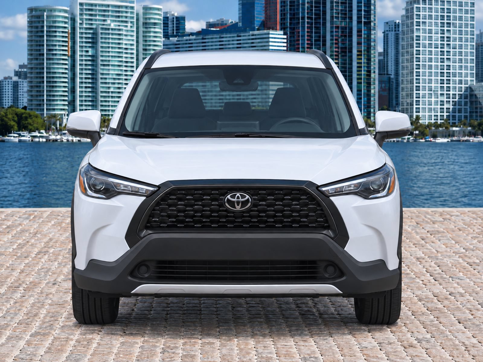 Used 2024 Toyota Corolla Cross LE FWD image 3