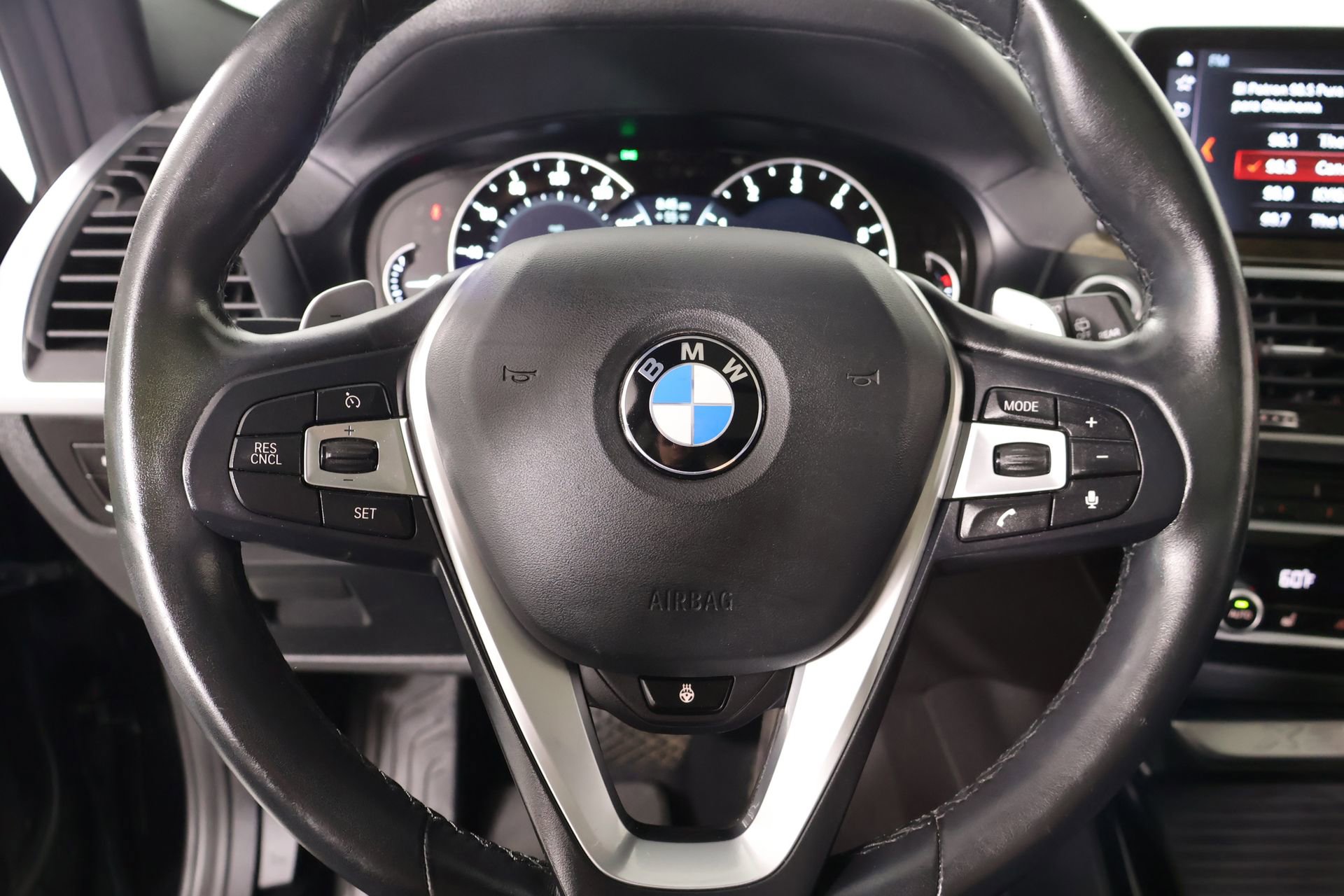 Used 2019 BMW X3 xDrive30i w/ Premium Package AWD/4WD image 3