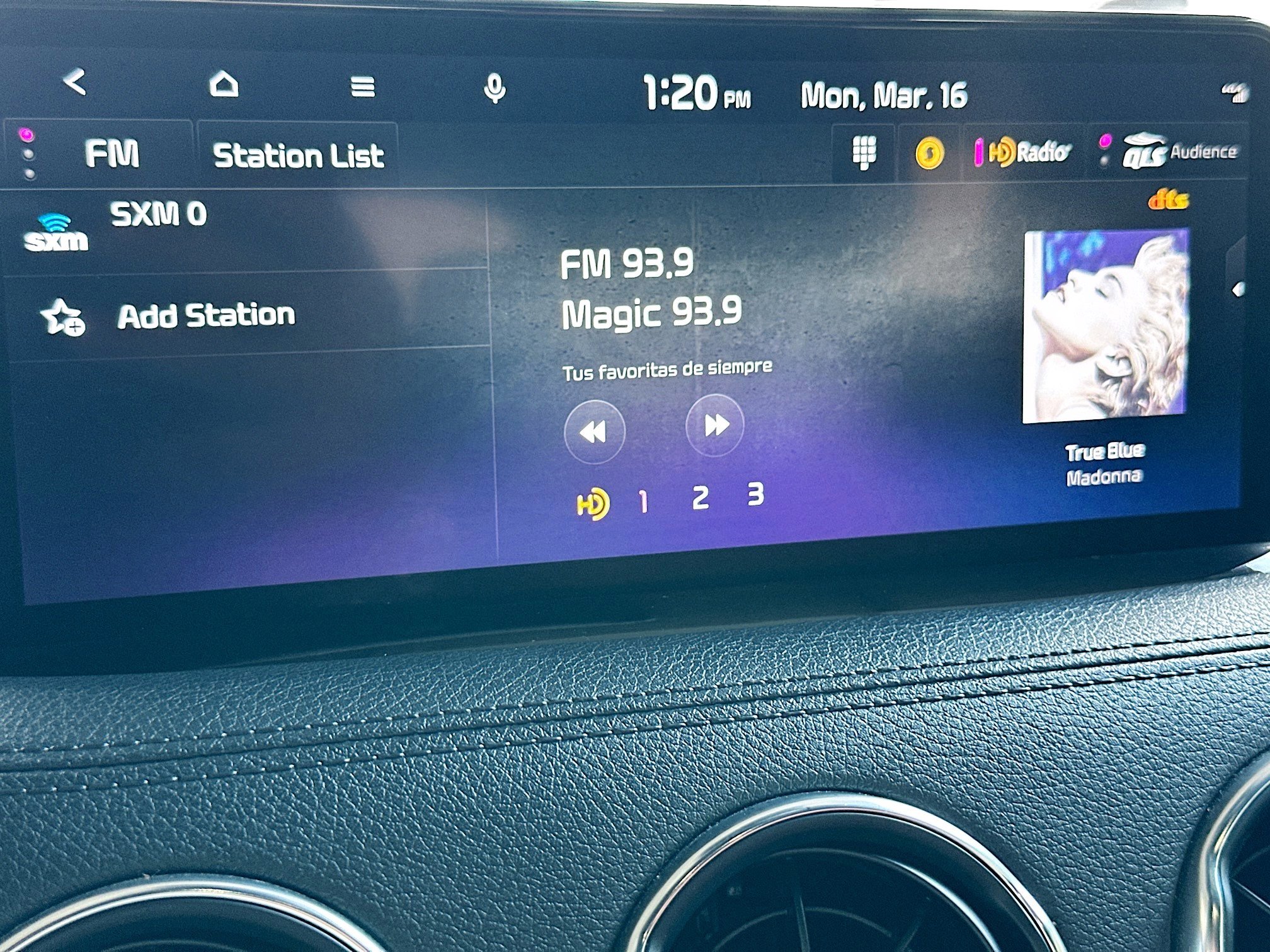 Used 2023 Kia Stinger GT-Line w/ Sun & Sound Package image 15