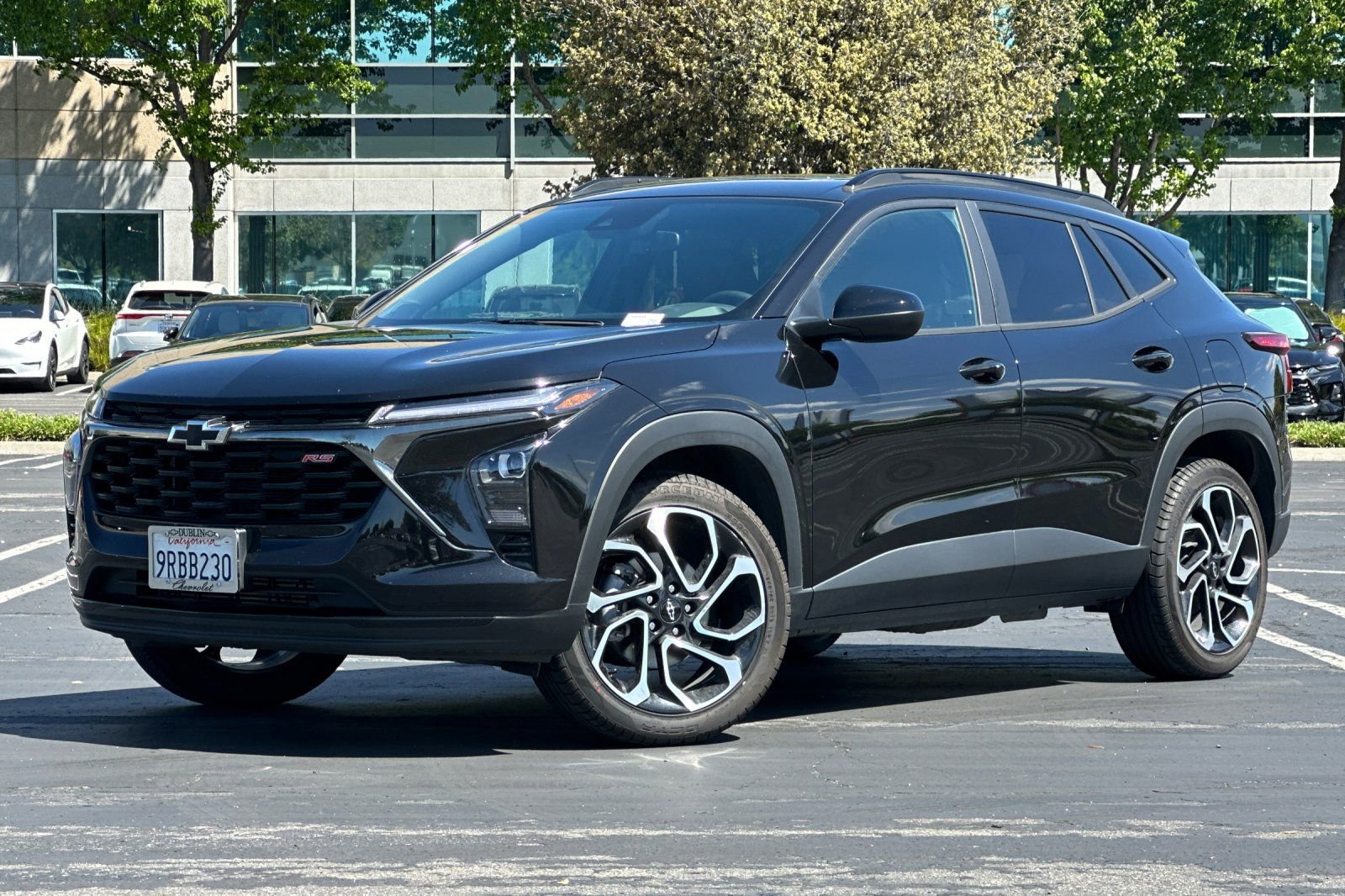 Used 2025 Chevrolet Trax RS w/ Sunroof Package image 8