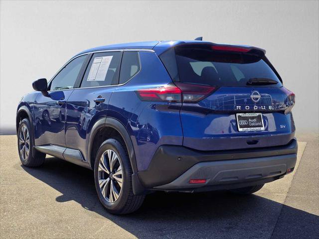 Used 2023 Nissan Rogue SV FWD image 5