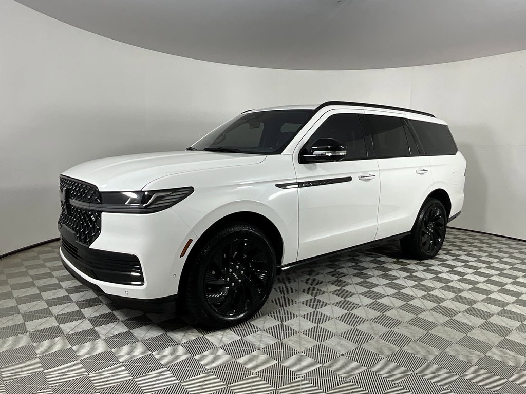 Used 2025 Lincoln Navigator Reserve w/ Jet Appearance Package image 1