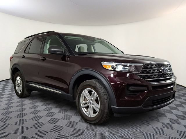Used 2023 Ford Explorer XLT w/ Class IV Trailer Tow Package