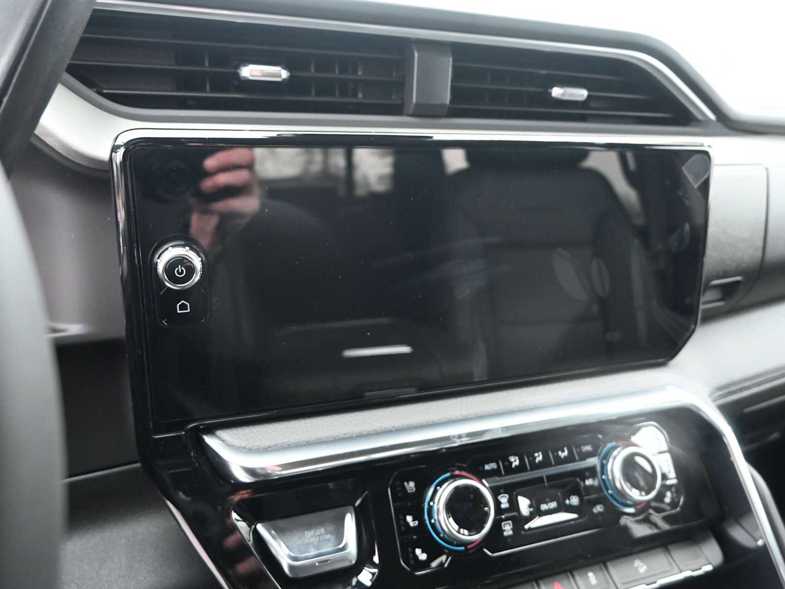 New 2026 GMC Sierra 2500 Denali w/ Denali Reserve Package image 13