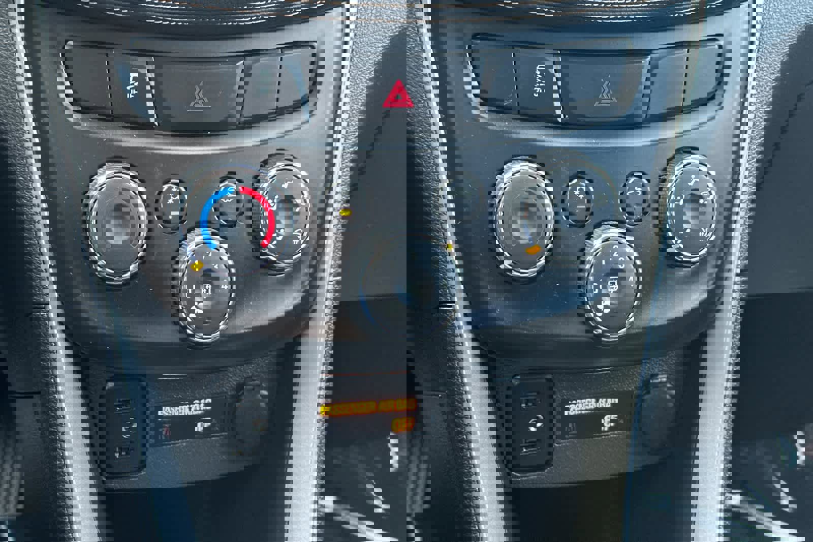 Used 2021 Chevrolet Trax LT image 21