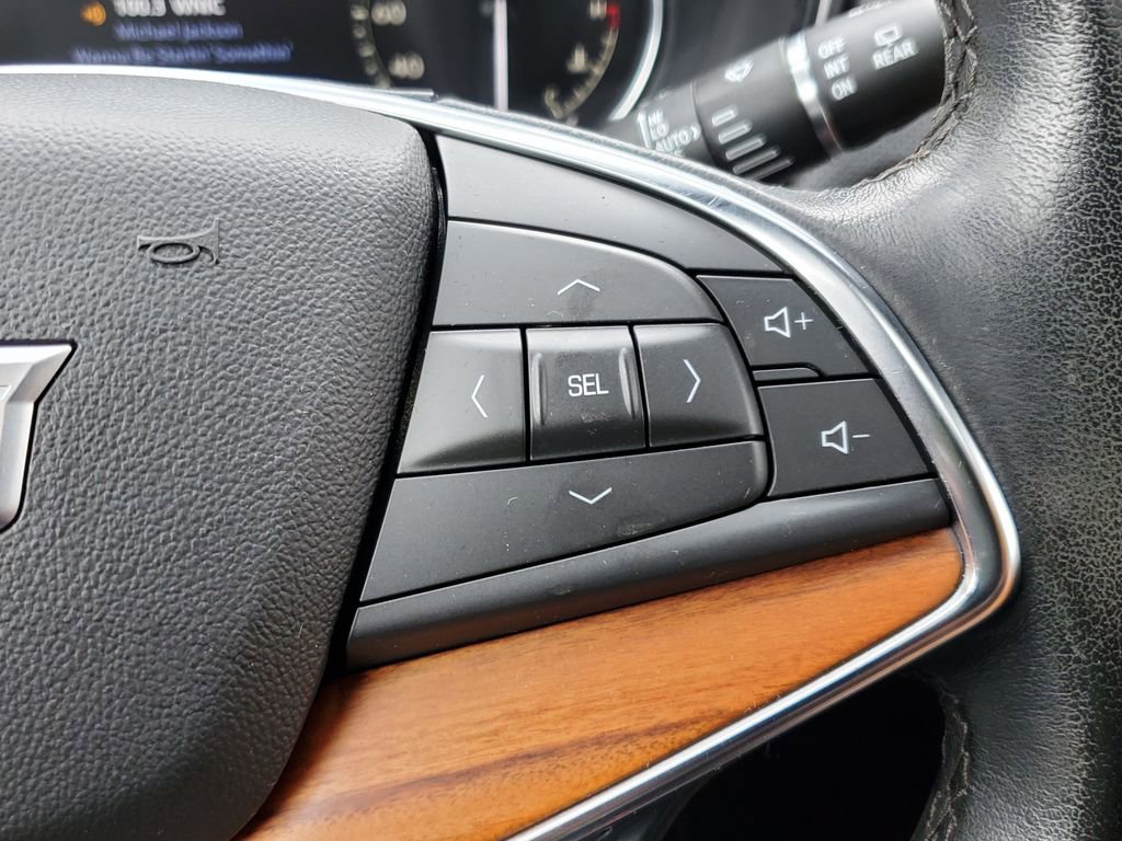 Certified 2023 Cadillac XT5 Premium Luxury w/ LPO, Floor Liner Package image 28